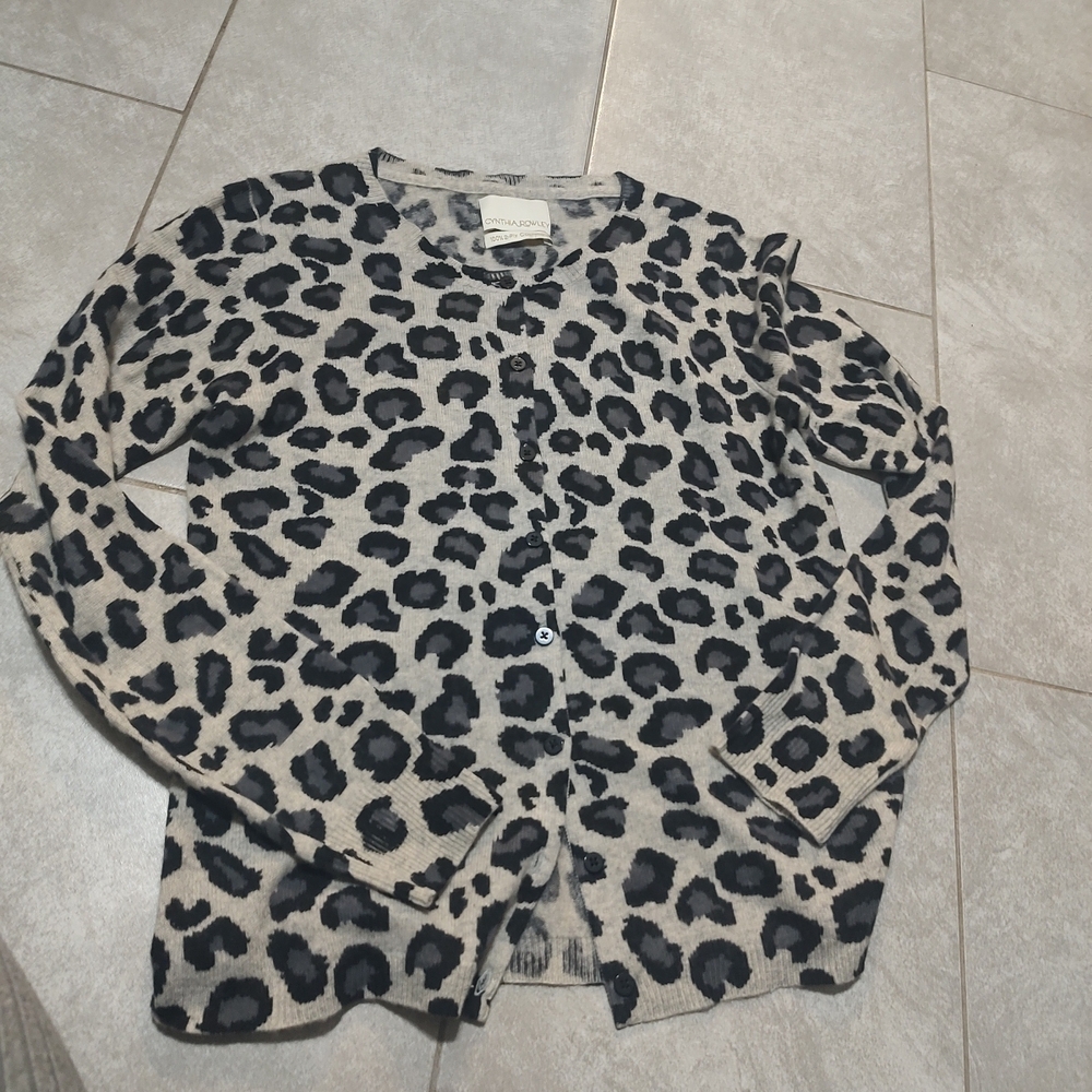 Leopard Print Cardigan 100% Cashmere Size Small